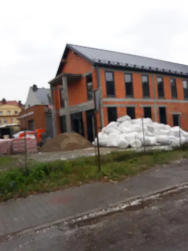 Rob-Bud Majewski Robert wylewki tynki maszynowe piana pur